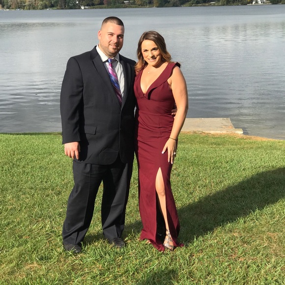 Meet your Posher, Christie - Picture 1 of 1